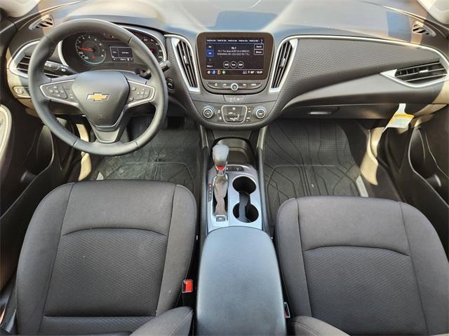 Photo of 2024 Summit White Chevrolet Malibu