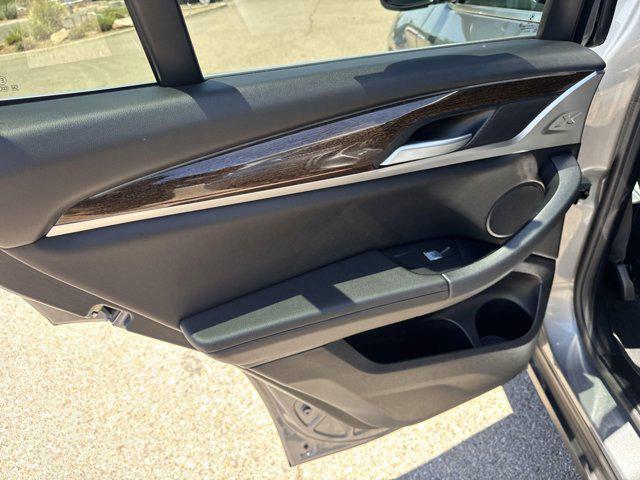 Photo of 2024 Gray BMW X3