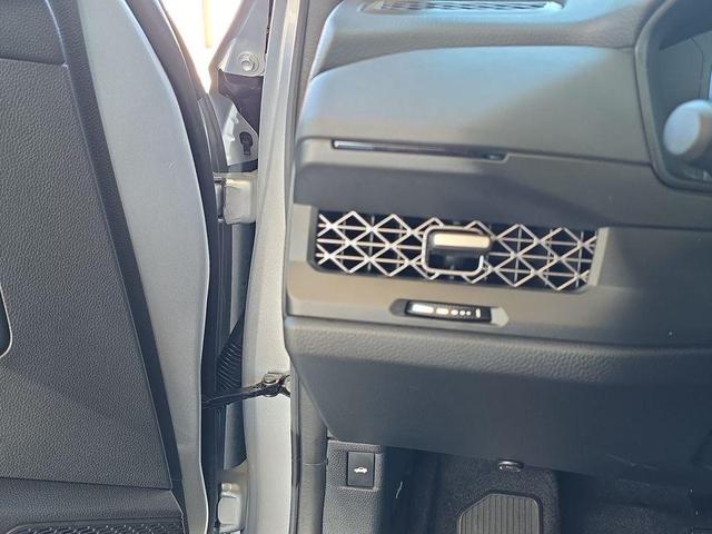 Photo of 2023 Lunar Silver Metallic Honda Accord