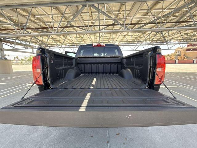 Photo of 2022 Black Chevrolet Colorado