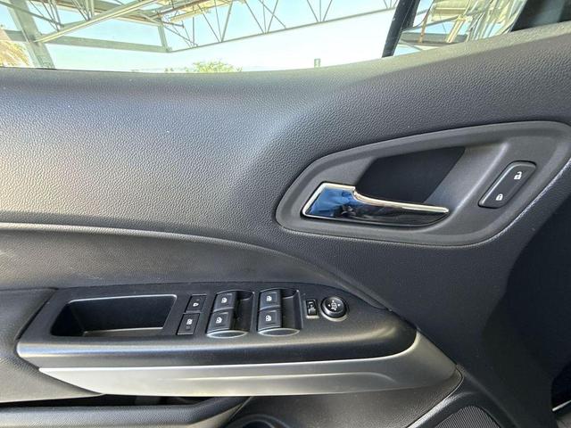 Photo of 2022 Black Chevrolet Colorado