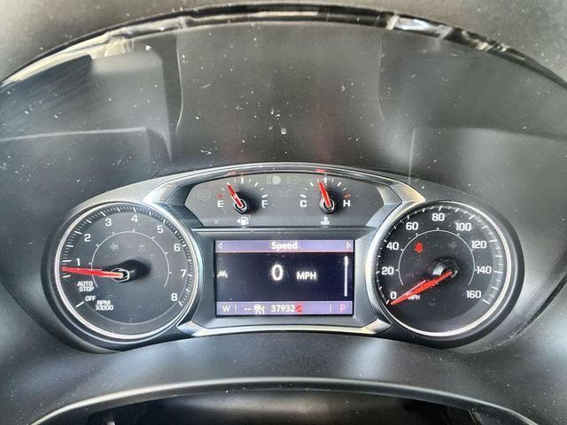 Photo of 2022 Summit White GMC Terrain