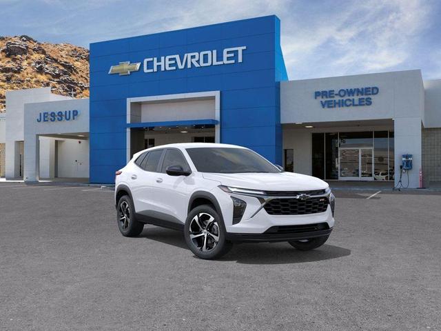 Photo of 2026 Summit White Chevrolet Trax