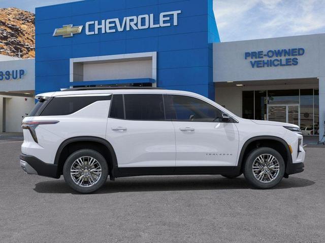 Photo of 2026 Summit White Chevrolet Traverse