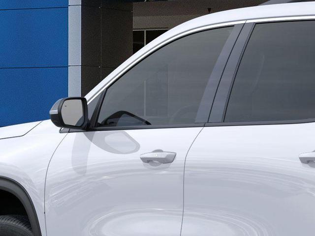 Photo of 2026 Summit White Chevrolet Traverse