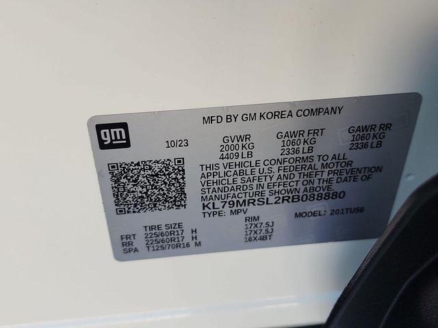 Photo of 2024 Summit White Chevrolet Trailblazer