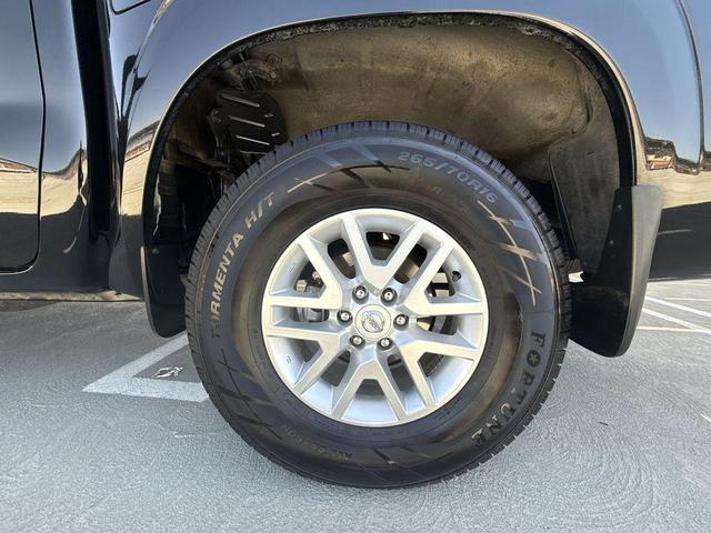 Photo of 2022 Black Nissan Frontier