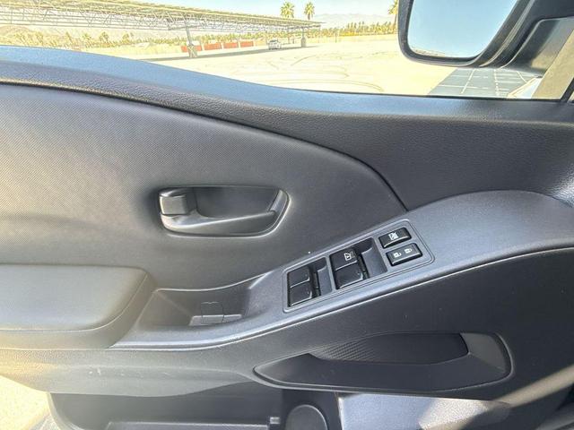 Photo of 2022 Black Nissan Frontier