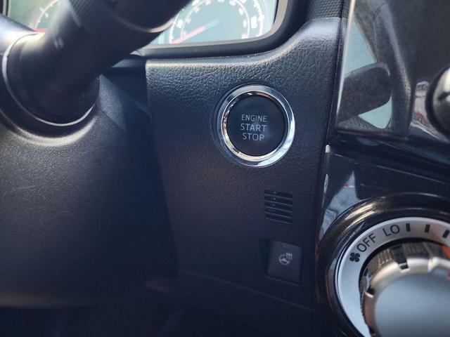 Photo of 2023 Classic Silver Metallic Toyota 4Runner