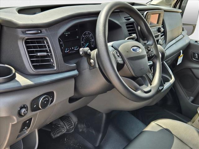 Photo of 2025 Oxford White Ford Transit-250