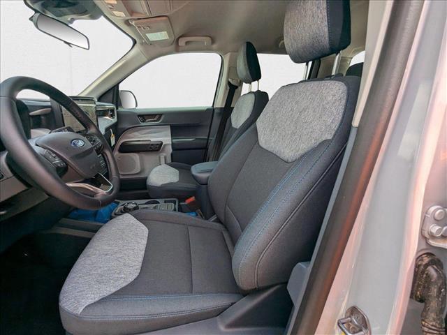 Photo of 2025 Space White Metallic Ford Maverick