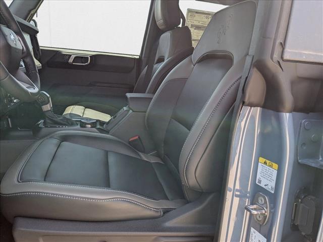 Photo of 2025 Azure Gray Metallic Tri-Coat Ford Bronco