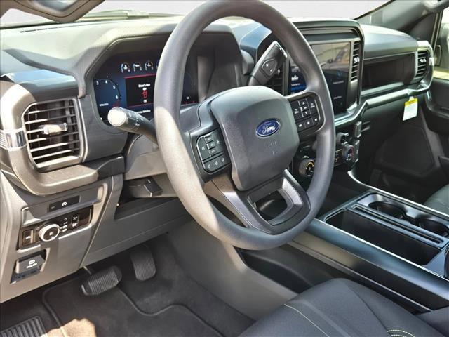 Photo of 2025 Oxford White Ford F-150