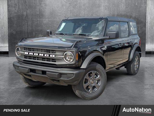 Photo of 2025 Shadow Black Ford Bronco