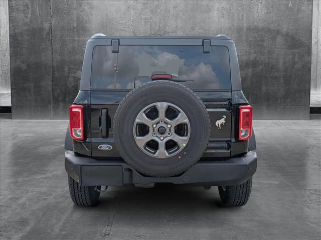 Photo of 2025 Shadow Black Ford Bronco