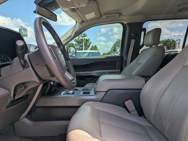 Photo of 2020 Oxford White Ford Expedition