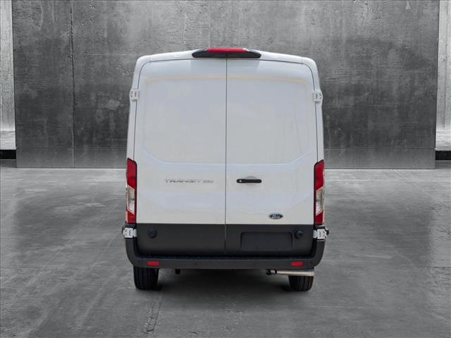 Photo of 2025 Oxford White Ford Transit-250
