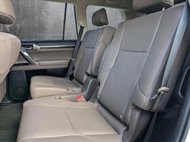 Photo of 2023 Eminent White Pearl Lexus GX 460