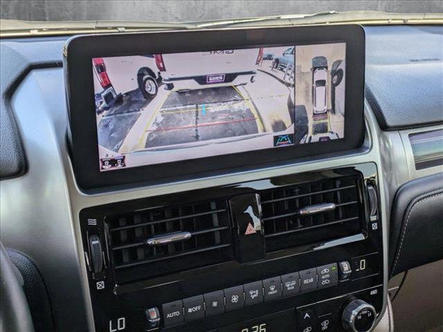 Photo of 2023 Eminent White Pearl Lexus GX 460