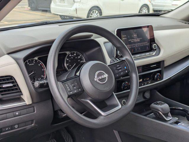 Photo of 2023 Super Black Nissan Rogue