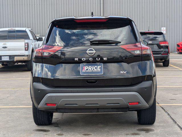 Photo of 2023 Super Black Nissan Rogue