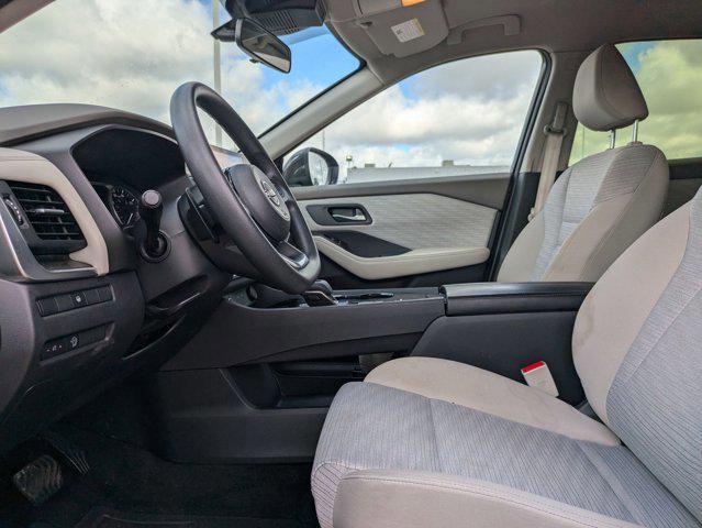 Photo of 2023 Super Black Nissan Rogue