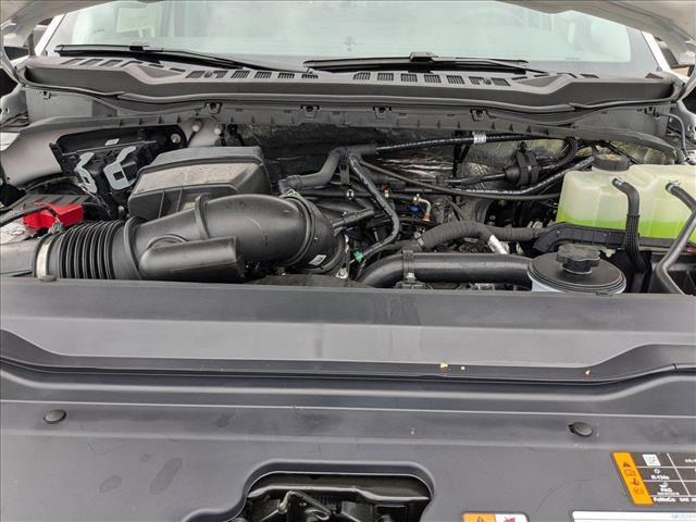 Photo of 2025 Oxford White Ford F-250