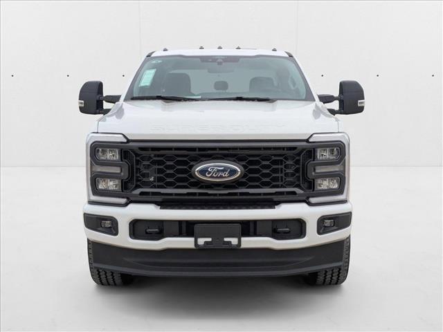 Photo of 2025 Oxford White Ford F-250