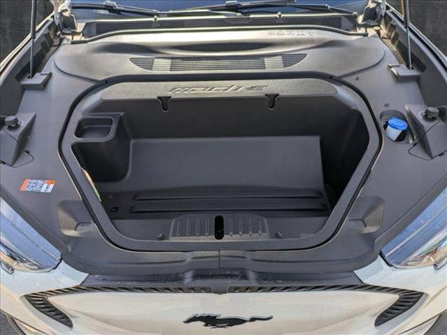Photo of 2025 Star White Metallic Tri-Coat Ford Mustang Mach-E