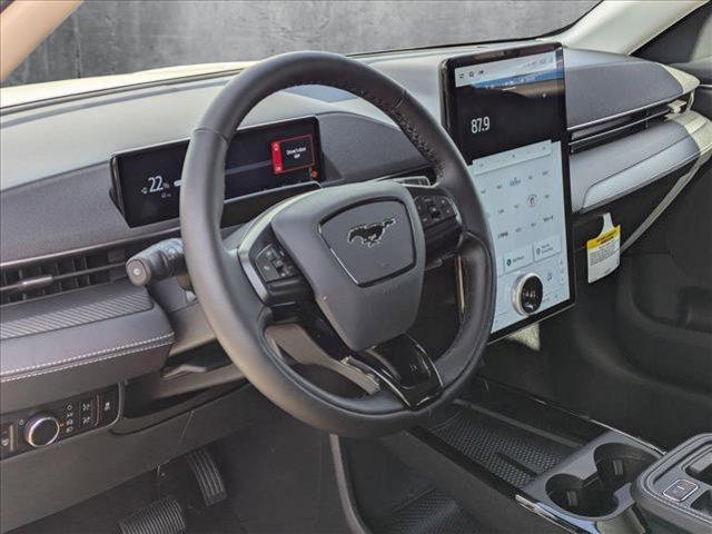 Photo of 2025 Star White Metallic Tri-Coat Ford Mustang Mach-E