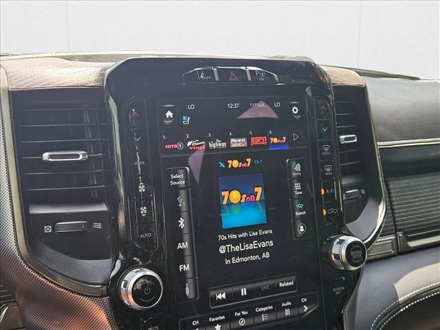 Photo of 2021 Diamond Black Crystal Pearlcoat RAM 1500