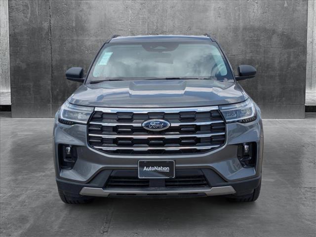 Photo of 2025 Carbonized Gray Metallic Ford Explorer