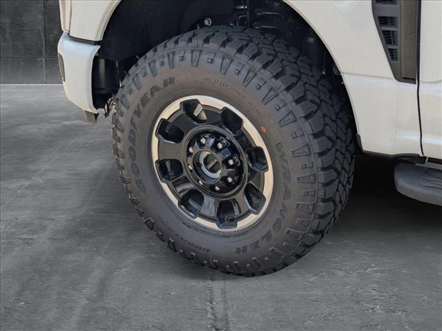 Photo of 2025 Star White Metallic Tri-Coat Ford F-250