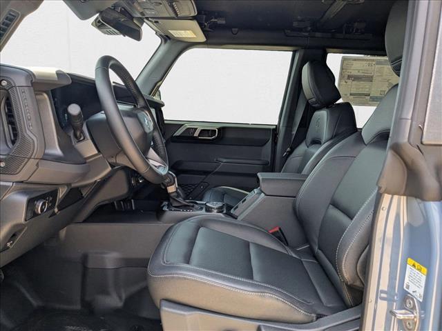 Photo of 2025 Azure Gray Metallic Tri-Coat Ford Bronco