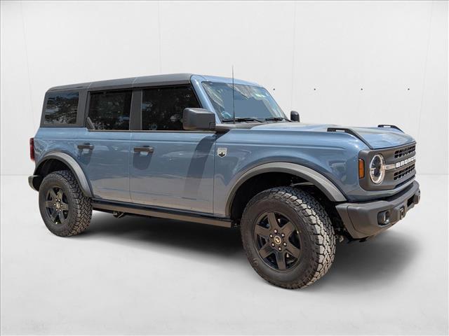 Photo of 2025 Azure Gray Metallic Tri-Coat Ford Bronco