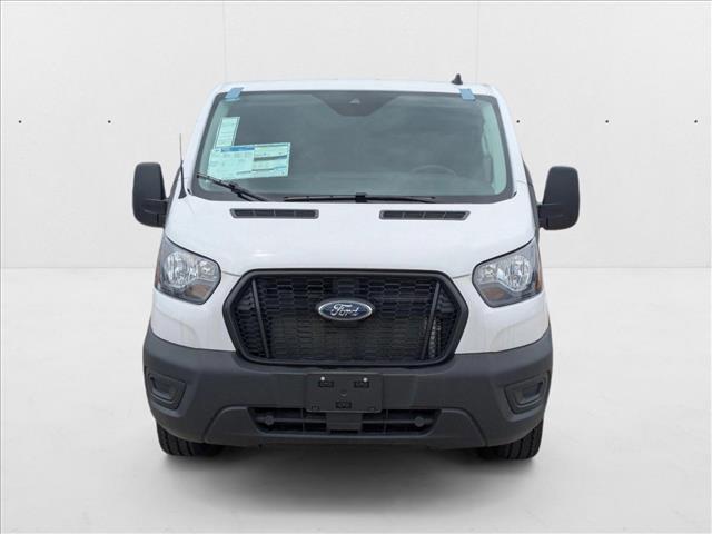Photo of 2025 Oxford White Ford Transit-150