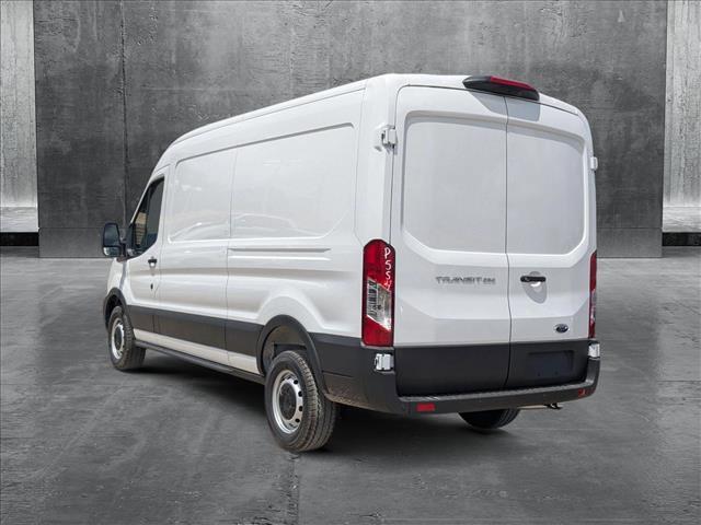 Photo of 2025 Oxford White Ford Transit-250