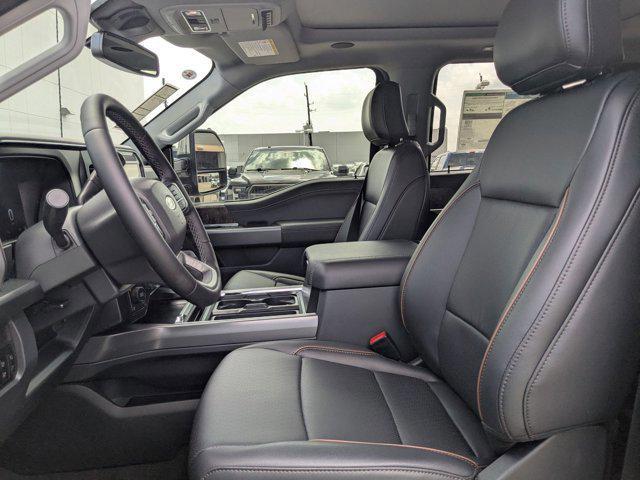 Photo of 2025 Agate Black Metallic Ford F-250