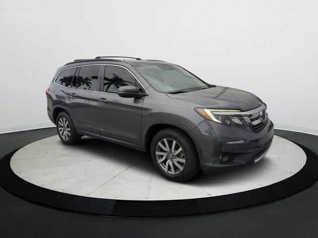 Photo of 2019 Modern Steel Metallic Honda Pilot