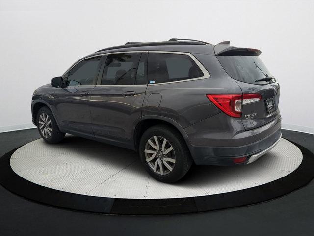 Photo of 2019 Modern Steel Metallic Honda Pilot