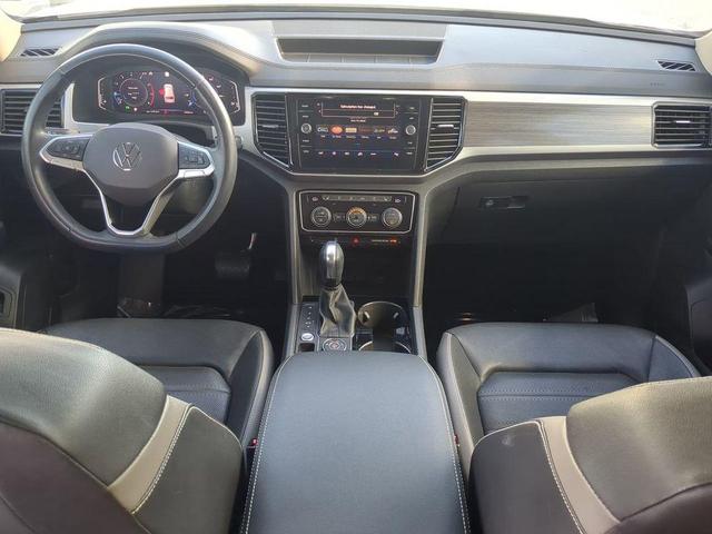 Photo of 2021 Pure White Volkswagen Atlas