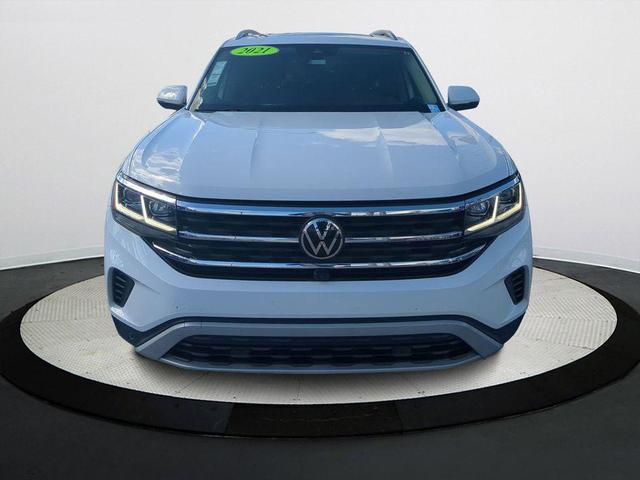 Photo of 2021 Pure White Volkswagen Atlas
