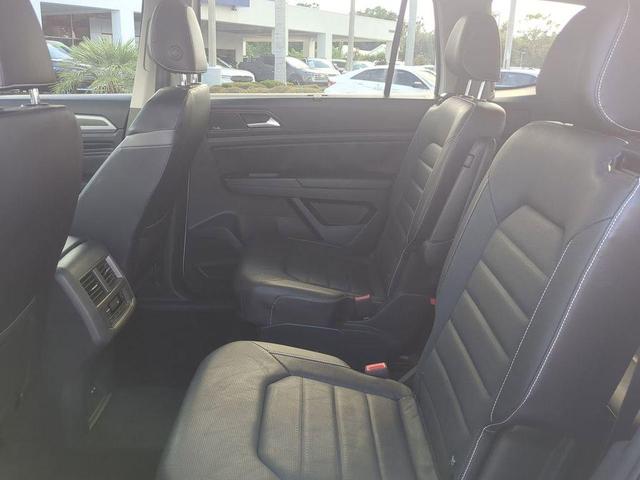 Photo of 2021 Pure White Volkswagen Atlas