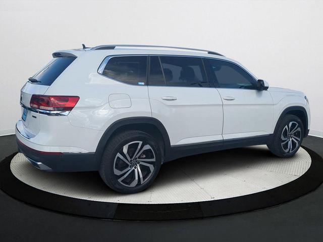 Photo of 2021 Pure White Volkswagen Atlas