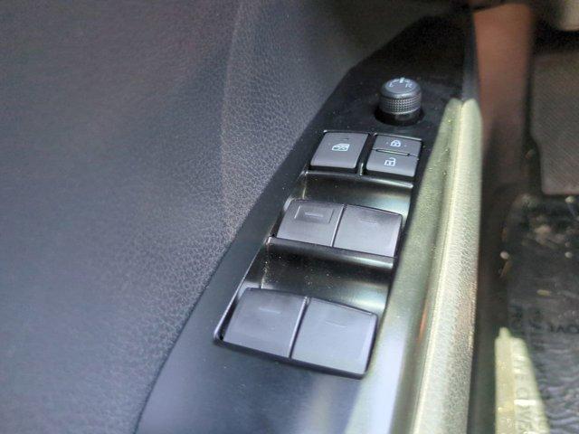 Photo of 2025 Ice Cap Toyota Camry