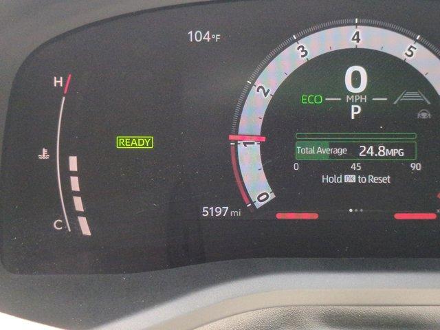 Photo of 2025 Ice Cap Toyota Camry
