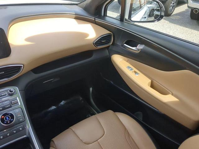 Photo of 2021 Quartz White Hyundai SANTA FE