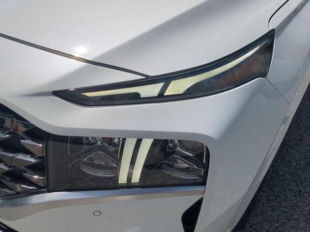 Photo of 2021 Quartz White Hyundai SANTA FE