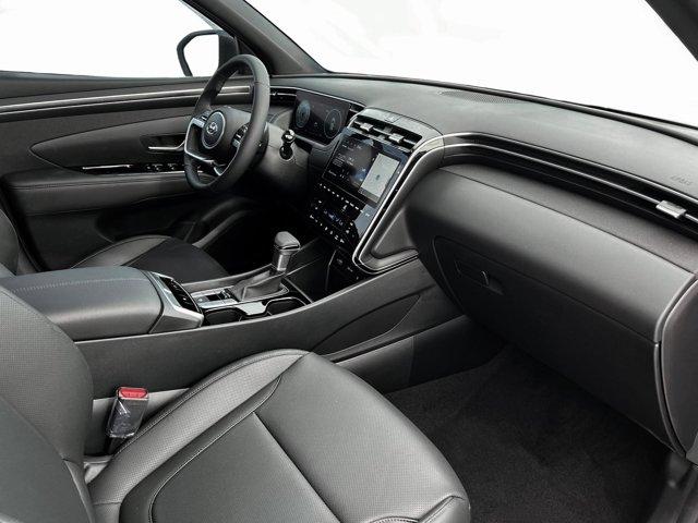 Photo of 2024 Shimmering Silver Hyundai TUCSON
