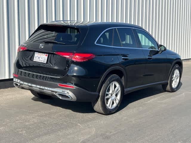 Photo of 2025 Black Mercedes-Benz GLC 300